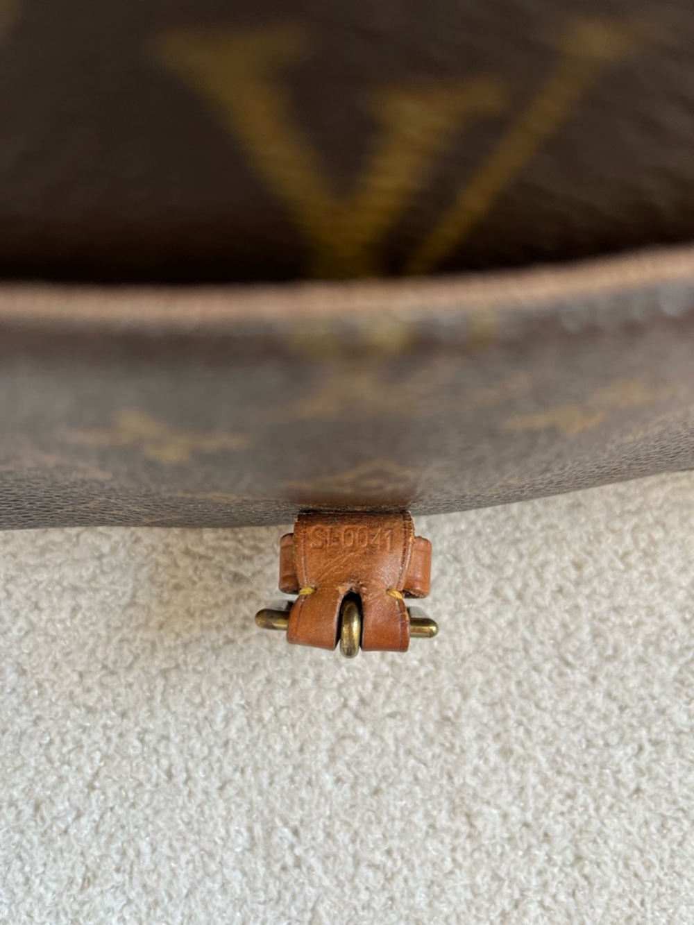 Louis Vuitton Sologne Monogram Canvas Crossbody - Picture 12 of 14